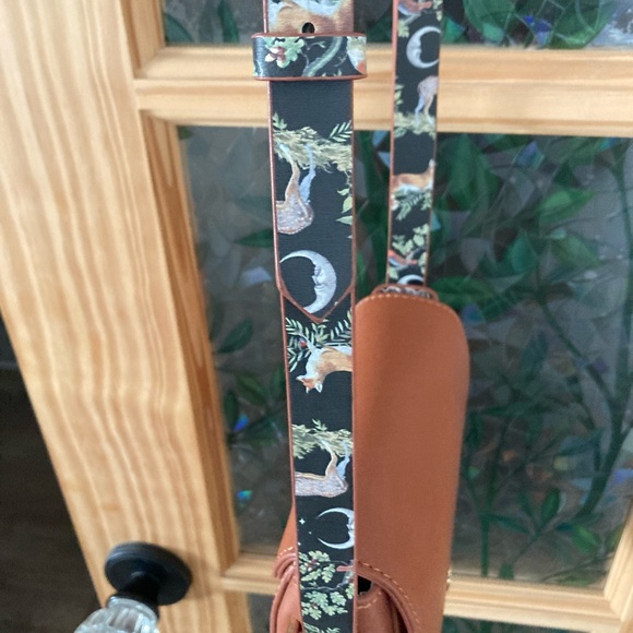 Woodland Toile Saddle Bag - Tan - Picture 7 of 7